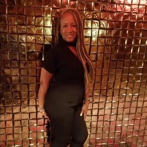 Meet your Posher, Robin